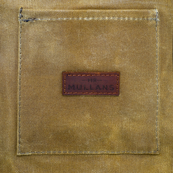 MR MULLAN'S LEATHER & CANVAS WASHBAG, Washbag, Mr Mullan's Apothecary, Mr Mullan's General Store, [variant_title], [option1], [option2], [option3]. We recommend using the default value. Default value is: MR MULLAN'S LEATHER & CANVAS WASHBAG - Mr Mullan's General Store